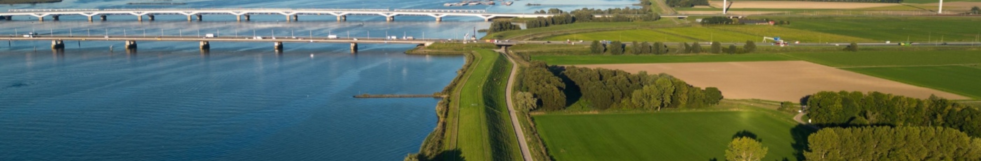 Vandijk Werkt achtergrond